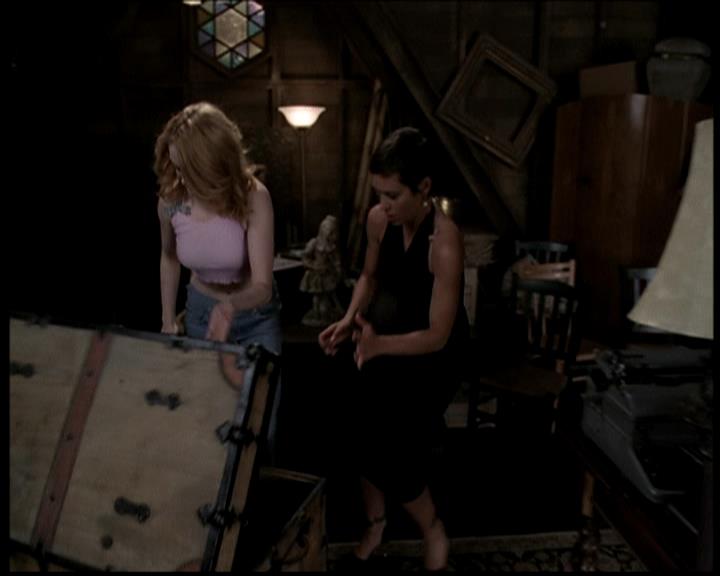 Charmed-Online_dot_net-604ThePowerofThreeBlondes1975.jpg