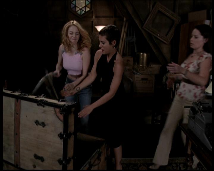 Charmed-Online_dot_net-604ThePowerofThreeBlondes1976.jpg