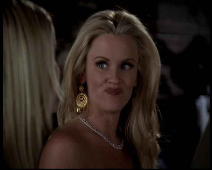Charmed-Online_dot_net-604ThePowerofThreeBlondes2065.jpg