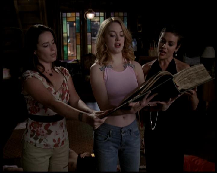 Charmed-Online_dot_net-604ThePowerofThreeBlondes2119.jpg