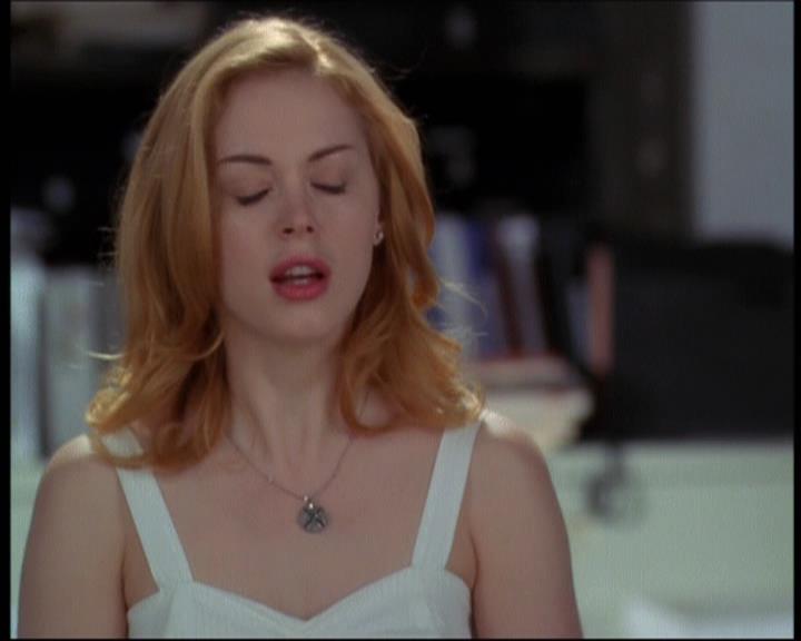 Charmed-Online-dot-net_605LovesAWitch0028.jpg Charmed-Online-dot-net_605LovesAWitch0028.jpg