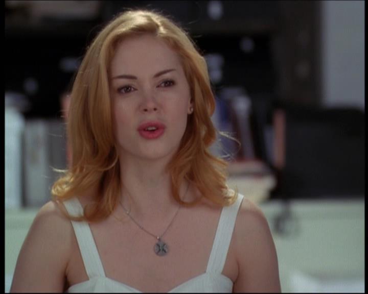 Charmed-Online-dot-net_605LovesAWitch0032.jpg Charmed-Online-dot-net_605LovesAWitch0032.jpg