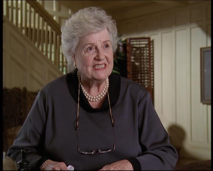 Charmed-Online-dot-net_605LovesAWitch0104.jpg Charmed-Online-dot-net_605LovesAWitch0104.jpg