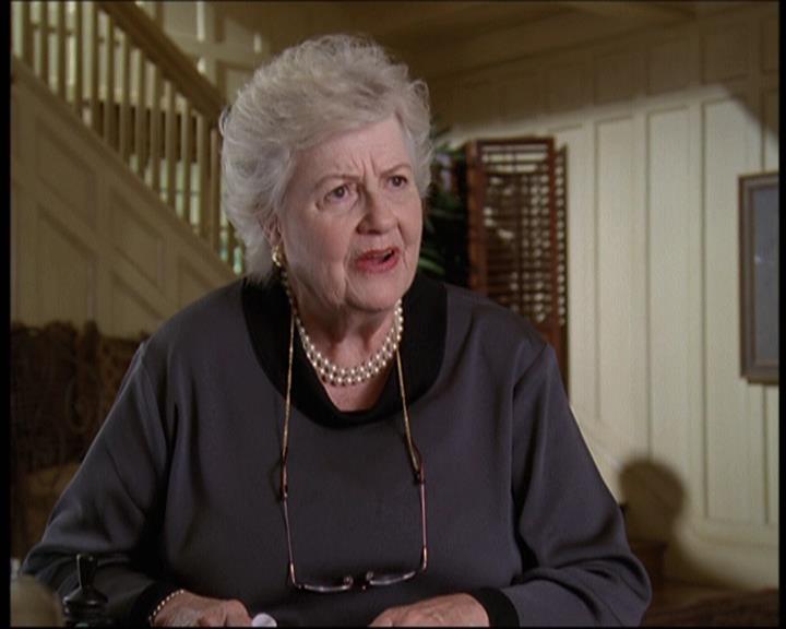 Charmed-Online-dot-net_605LovesAWitch0107.jpg Charmed-Online-dot-net_605LovesAWitch0107.jpg