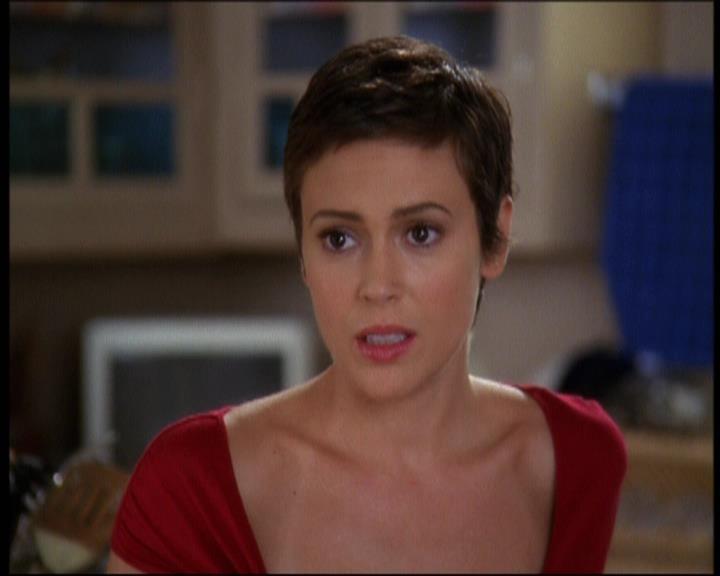 Charmed-Online-dot-net_605LovesAWitch0339.jpg Charmed-Online-dot-net_605LovesAWitch0339.jpg