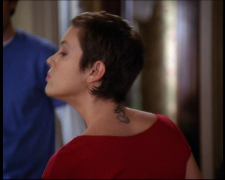 Charmed-Online-dot-net_605LovesAWitch0344.jpg Charmed-Online-dot-net_605LovesAWitch0344.jpg