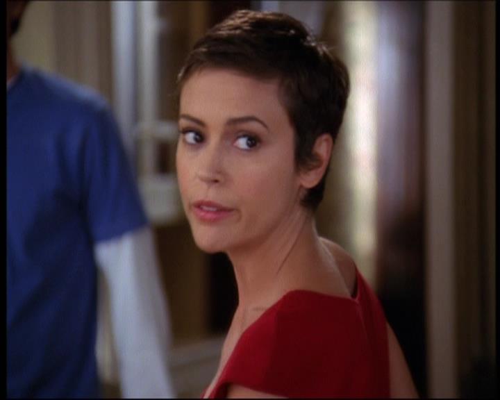 Charmed-Online-dot-net_605LovesAWitch0346.jpg Charmed-Online-dot-net_605LovesAWitch0346.jpg