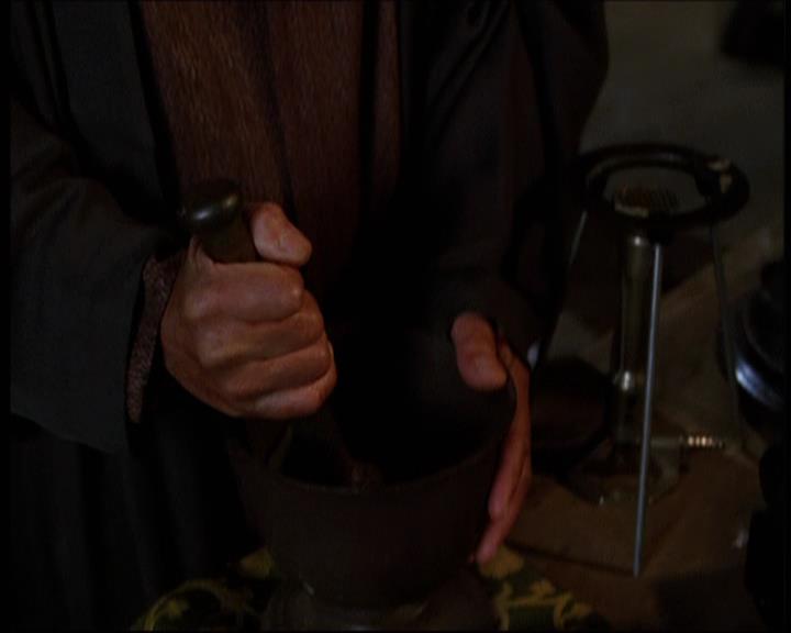 Charmed-Online-dot-net_605LovesAWitch0370.jpg Charmed-Online-dot-net_605LovesAWitch0370.jpg