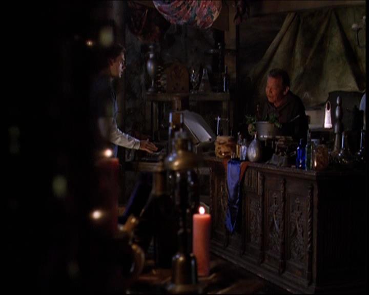 Charmed-Online-dot-net_605LovesAWitch0395.jpg Charmed-Online-dot-net_605LovesAWitch0395.jpg