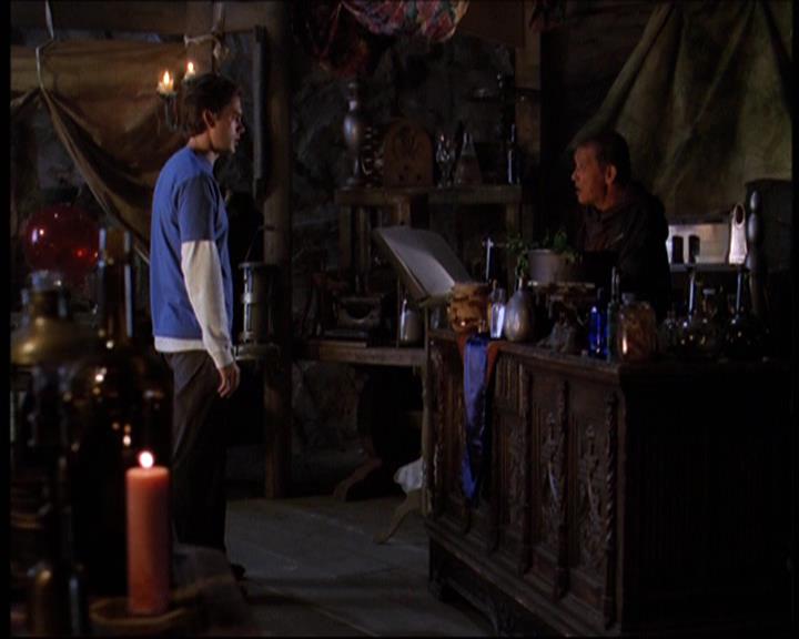 Charmed-Online-dot-net_605LovesAWitch0399.jpg Charmed-Online-dot-net_605LovesAWitch0399.jpg