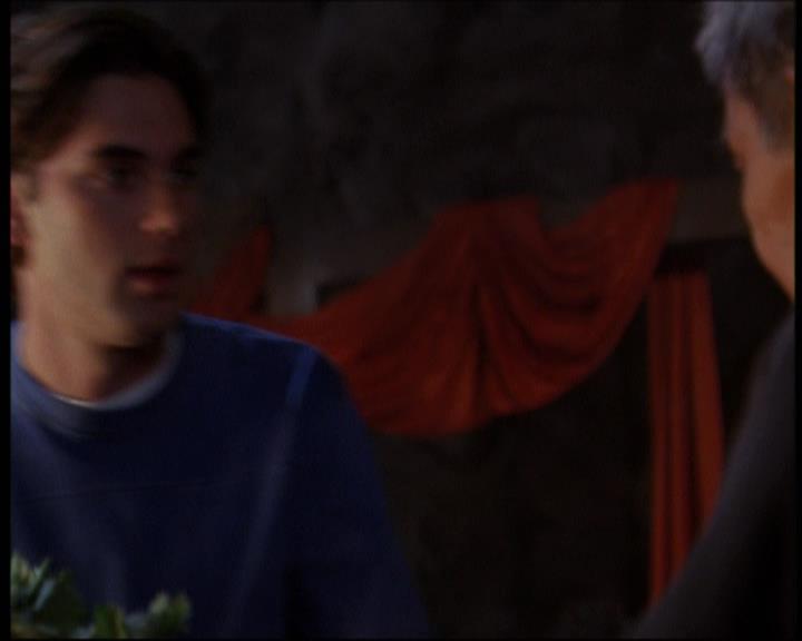 Charmed-Online-dot-net_605LovesAWitch0432.jpg Charmed-Online-dot-net_605LovesAWitch0432.jpg