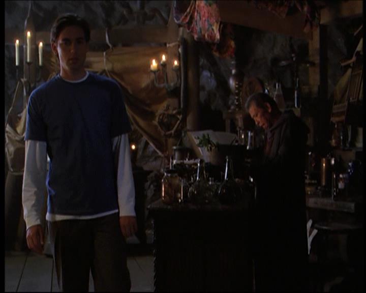 Charmed-Online-dot-net_605LovesAWitch0434.jpg Charmed-Online-dot-net_605LovesAWitch0434.jpg