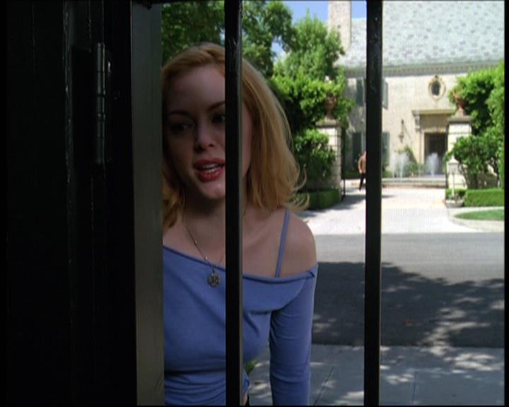 Charmed-Online-dot-net_605LovesAWitch0460.jpg Charmed-Online-dot-net_605LovesAWitch0460.jpg