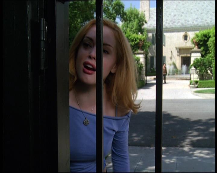 Charmed-Online-dot-net_605LovesAWitch0464.jpg Charmed-Online-dot-net_605LovesAWitch0464.jpg