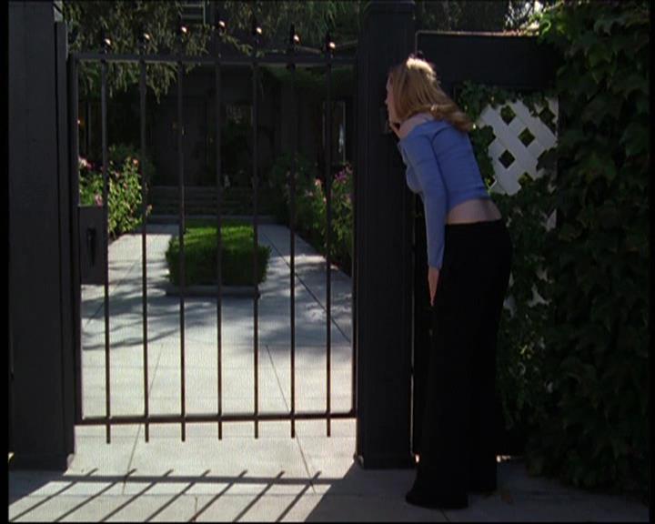 Charmed-Online-dot-net_605LovesAWitch0486.jpg Charmed-Online-dot-net_605LovesAWitch0486.jpg