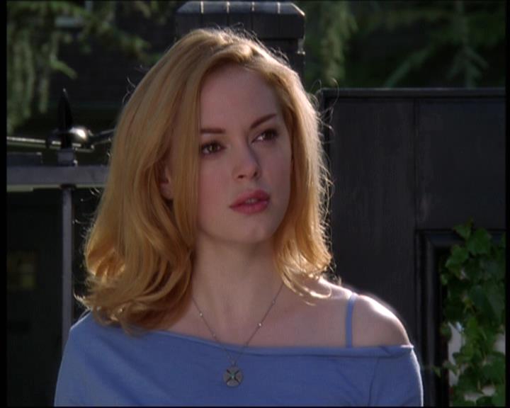 Charmed-Online-dot-net_605LovesAWitch0517.jpg Charmed-Online-dot-net_605LovesAWitch0517.jpg