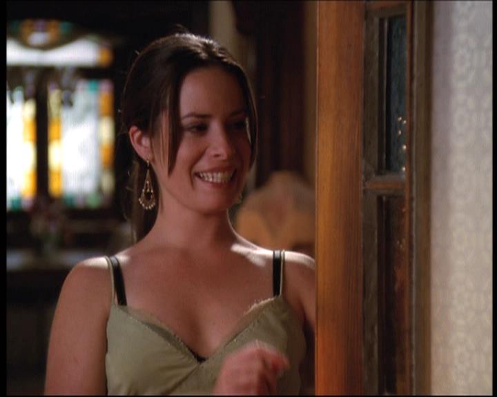 Charmed-Online-dot-net_605LovesAWitch0637.jpg Charmed-Online-dot-net_605LovesAWitch0637.jpg