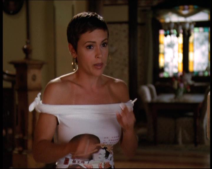 Charmed-Online-dot-net_605LovesAWitch0675.jpg Charmed-Online-dot-net_605LovesAWitch0675.jpg