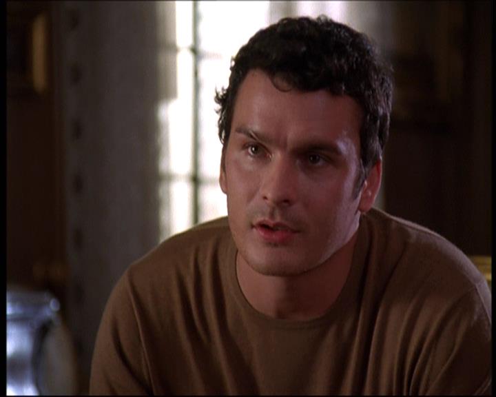 Charmed-Online-dot-net_605LovesAWitch0802.jpg Charmed-Online-dot-net_605LovesAWitch0802.jpg