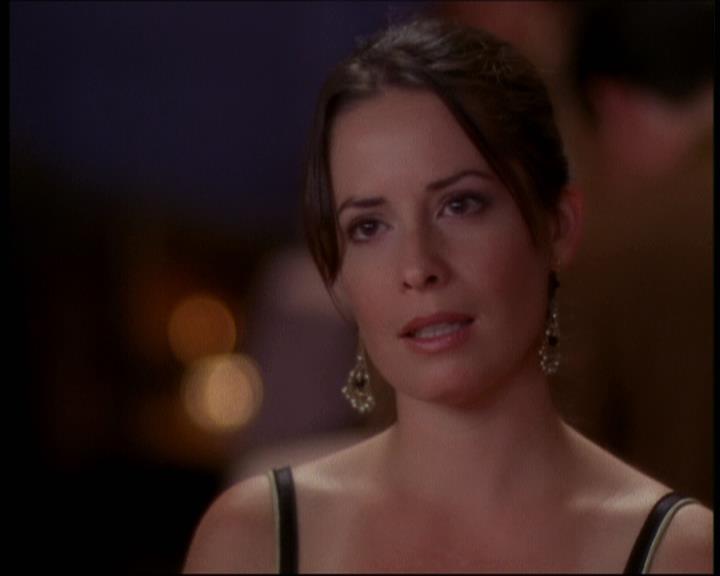 Charmed-Online-dot-net_605LovesAWitch1004.jpg Charmed-Online-dot-net_605LovesAWitch1004.jpg