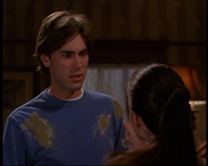 Charmed-Online-dot-net_605LovesAWitch1032.jpg Charmed-Online-dot-net_605LovesAWitch1032.jpg