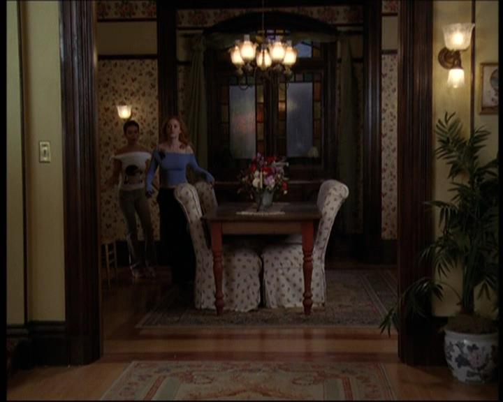 Charmed-Online-dot-net_605LovesAWitch1046.jpg