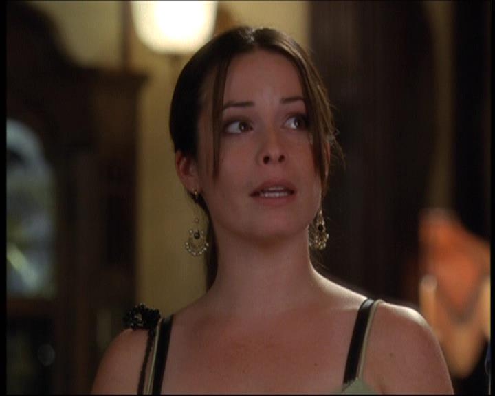 Charmed-Online-dot-net_605LovesAWitch1081.jpg