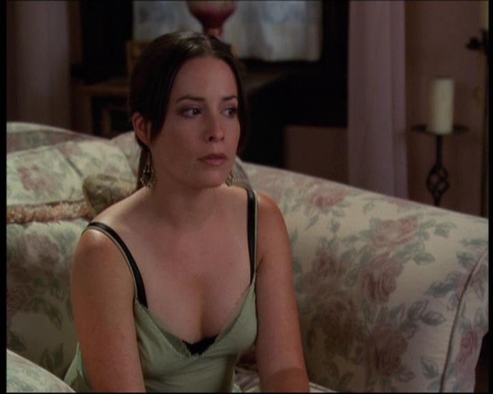 Charmed-Online-dot-net_605LovesAWitch1132.jpg Charmed-Online-dot-net_605LovesAWitch1132.jpg