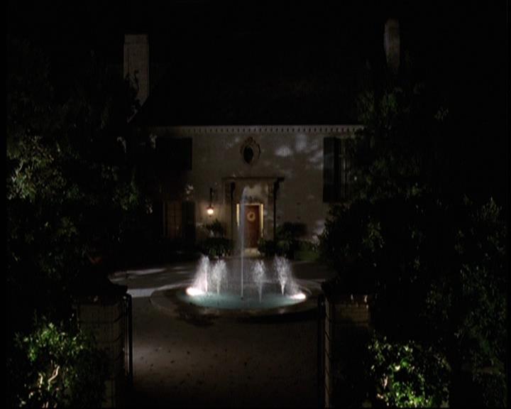 Charmed-Online-dot-net_605LovesAWitch1179.jpg Charmed-Online-dot-net_605LovesAWitch1179.jpg