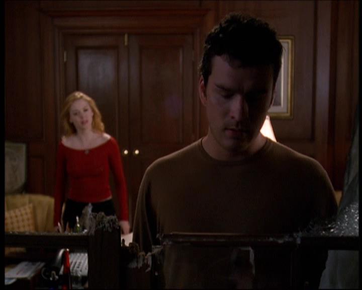 Charmed-Online-dot-net_605LovesAWitch1183.jpg Charmed-Online-dot-net_605LovesAWitch1183.jpg