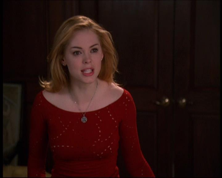 Charmed-Online-dot-net_605LovesAWitch1201.jpg Charmed-Online-dot-net_605LovesAWitch1201.jpg