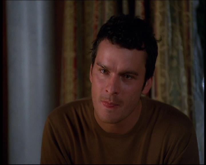 Charmed-Online-dot-net_605LovesAWitch1203.jpg Charmed-Online-dot-net_605LovesAWitch1203.jpg