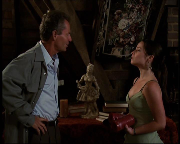 Charmed-Online-dot-net_605LovesAWitch1322.jpg Charmed-Online-dot-net_605LovesAWitch1322.jpg