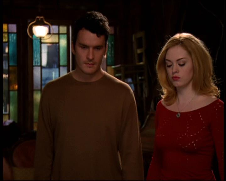 Charmed-Online-dot-net_605LovesAWitch1366.jpg Charmed-Online-dot-net_605LovesAWitch1366.jpg