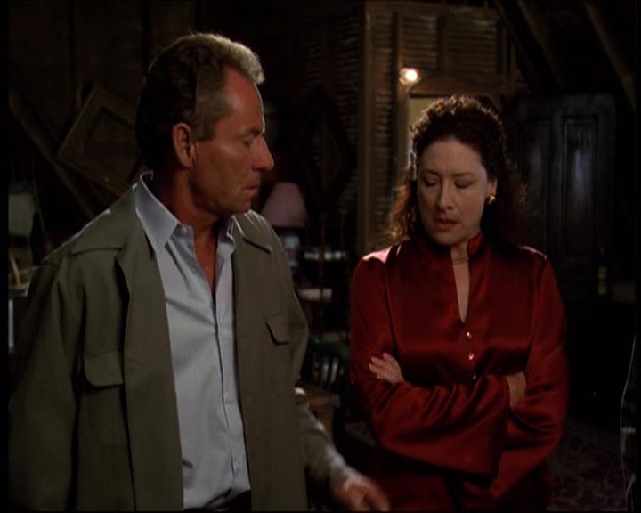 Charmed-Online-dot-net_605LovesAWitch1373.jpg Charmed-Online-dot-net_605LovesAWitch1373.jpg