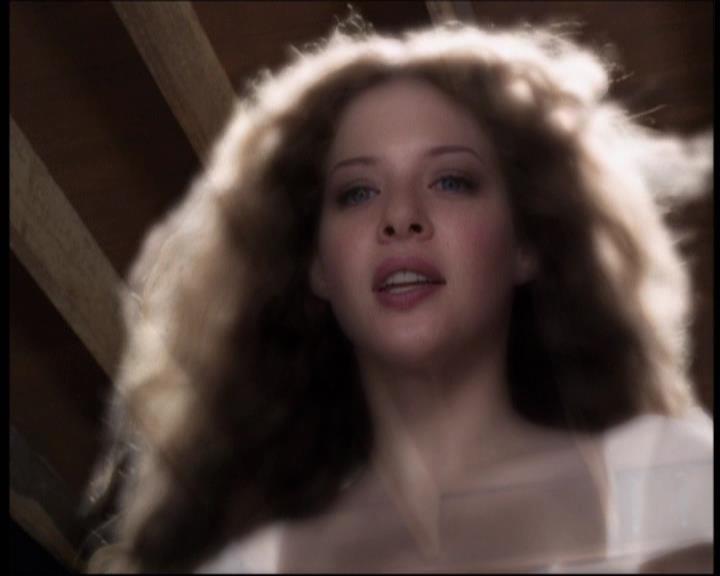 Charmed-Online-dot-net_605LovesAWitch1449.jpg Charmed-Online-dot-net_605LovesAWitch1449.jpg