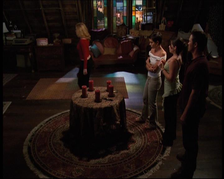 Charmed-Online-dot-net_605LovesAWitch1488.jpg Charmed-Online-dot-net_605LovesAWitch1488.jpg