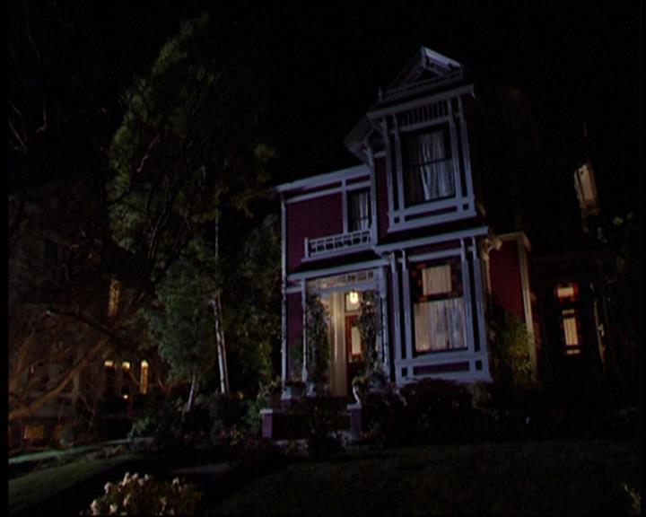 Charmed-Online-dot-net_605LovesAWitch1513.jpg Charmed-Online-dot-net_605LovesAWitch1513.jpg