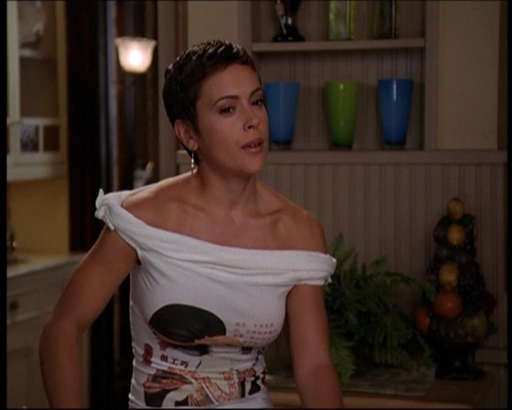 Charmed-Online-dot-net_605LovesAWitch1527.jpg Charmed-Online-dot-net_605LovesAWitch1527.jpg