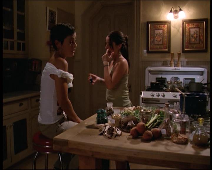 Charmed-Online-dot-net_605LovesAWitch1561.jpg
