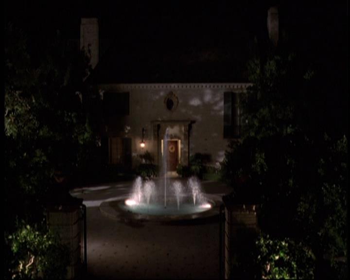 Charmed-Online-dot-net_605LovesAWitch1569.jpg Charmed-Online-dot-net_605LovesAWitch1569.jpg