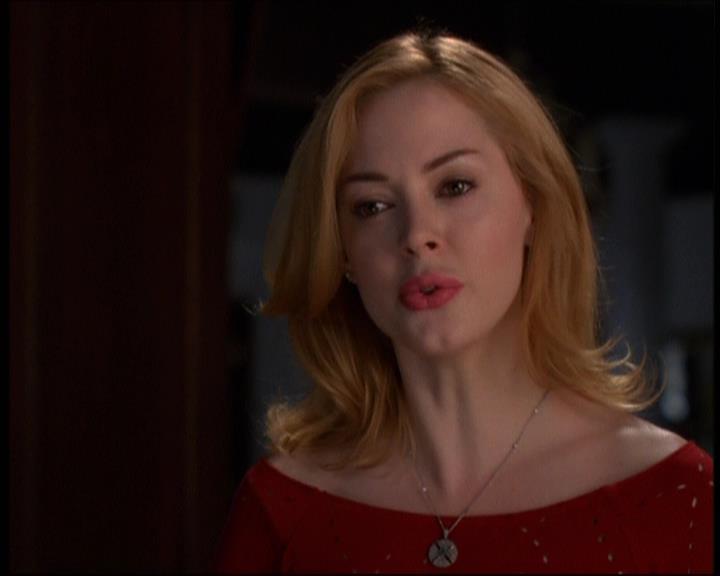 Charmed-Online-dot-net_605LovesAWitch1614.jpg Charmed-Online-dot-net_605LovesAWitch1614.jpg