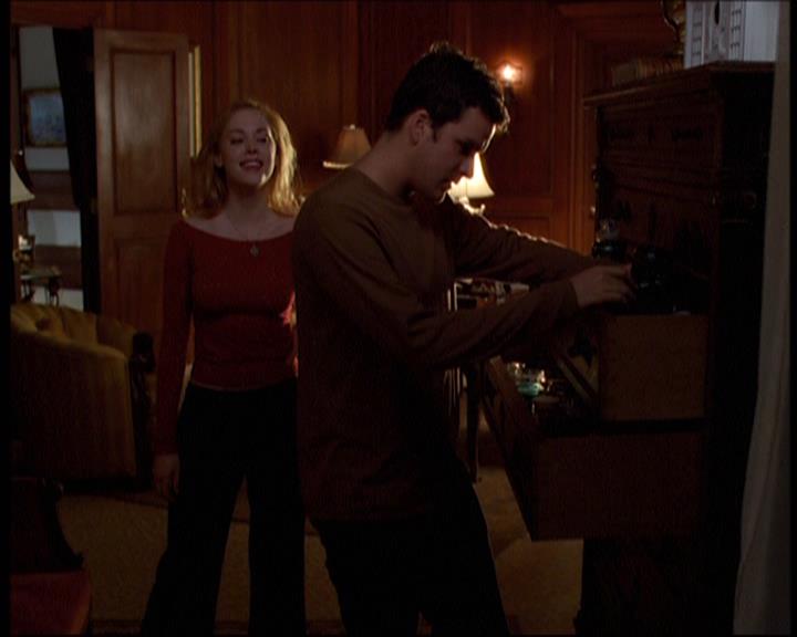 Charmed-Online-dot-net_605LovesAWitch1639.jpg Charmed-Online-dot-net_605LovesAWitch1639.jpg