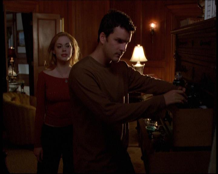 Charmed-Online-dot-net_605LovesAWitch1649.jpg