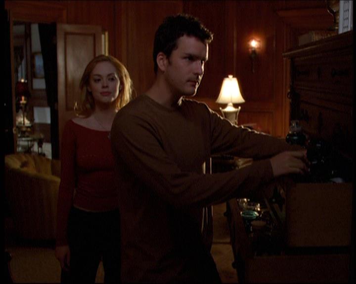 Charmed-Online-dot-net_605LovesAWitch1650.jpg Charmed-Online-dot-net_605LovesAWitch1650.jpg