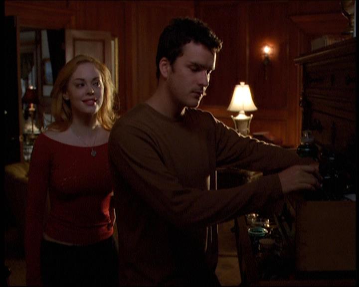 Charmed-Online-dot-net_605LovesAWitch1652.jpg Charmed-Online-dot-net_605LovesAWitch1652.jpg