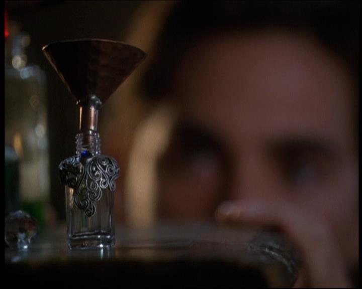 Charmed-Online-dot-net_605LovesAWitch1679.jpg Charmed-Online-dot-net_605LovesAWitch1679.jpg