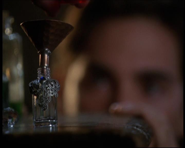 Charmed-Online-dot-net_605LovesAWitch1681.jpg Charmed-Online-dot-net_605LovesAWitch1681.jpg