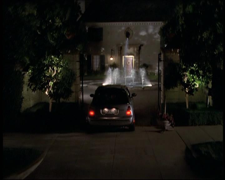 Charmed-Online-dot-net_605LovesAWitch1800.jpg Charmed-Online-dot-net_605LovesAWitch1800.jpg