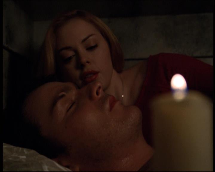 Charmed-Online-dot-net_605LovesAWitch1882.jpg Charmed-Online-dot-net_605LovesAWitch1882.jpg